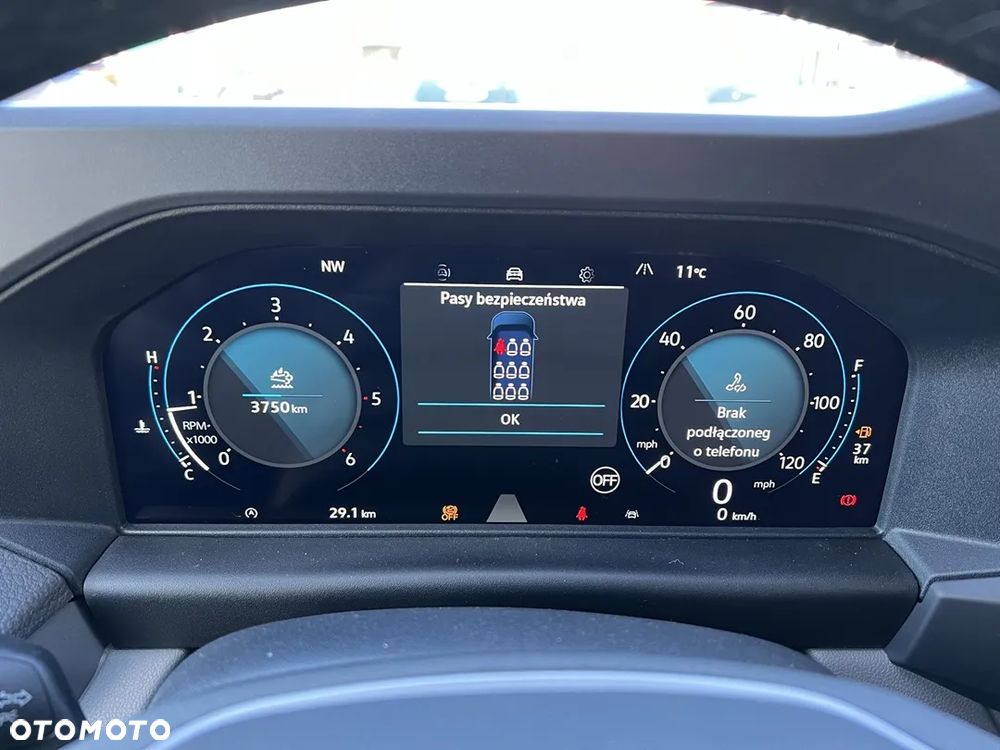 Volkswagen Caravelle - 14