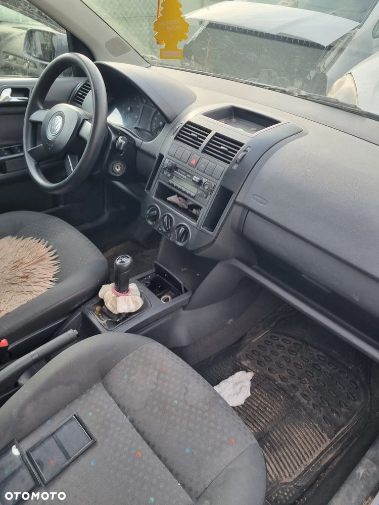 Vw Polo 9n 5d 1.4 tdi BAY skrzynia GGV lakier LA7W na czesci - 6