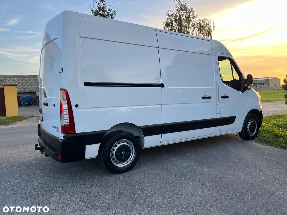 Opel MOVANO 2.3 - 8