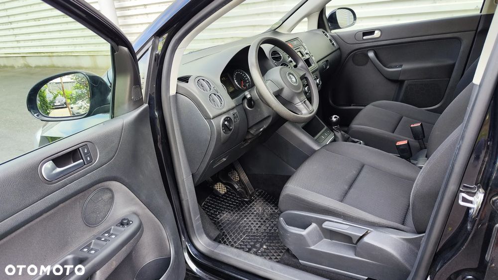 Volkswagen Golf Plus - 14