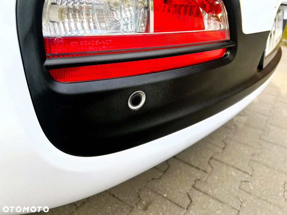 Kia Ceed 1.6 GDI Vision - 11