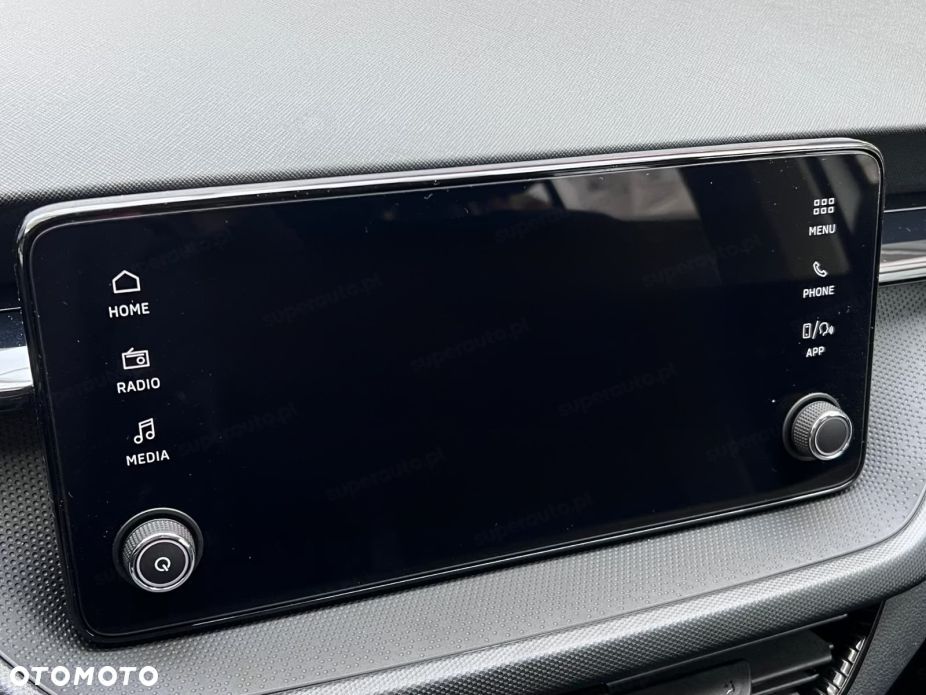 Skoda Fabia 1.0 Essence - 12