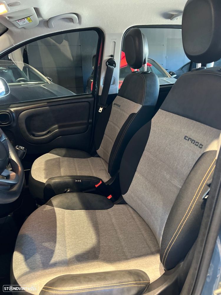 Fiat Panda 1.0 Hybrid Cross - 25