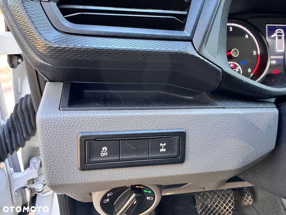 Volkswagen Transporter Kombi L2H1 M1 4Motion - 13