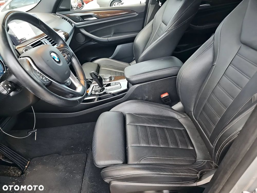 BMW X3 xDrive30i - 8