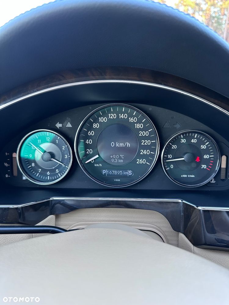 Mercedes-Benz CLS - 9