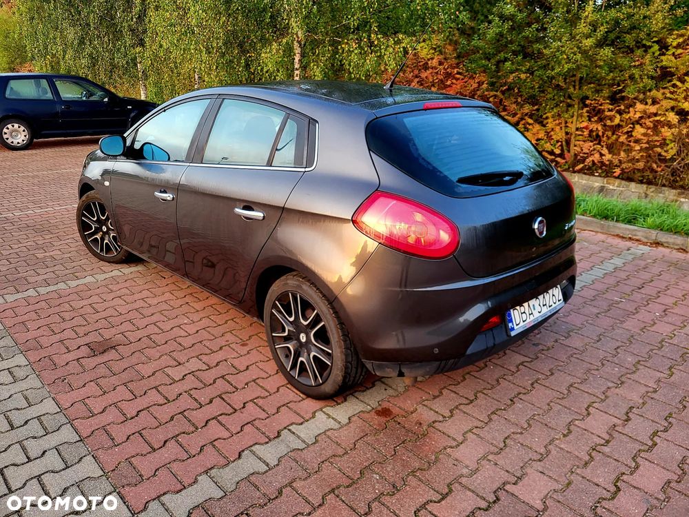 Fiat Bravo 1.9 Multijet 16V Emotion - 8