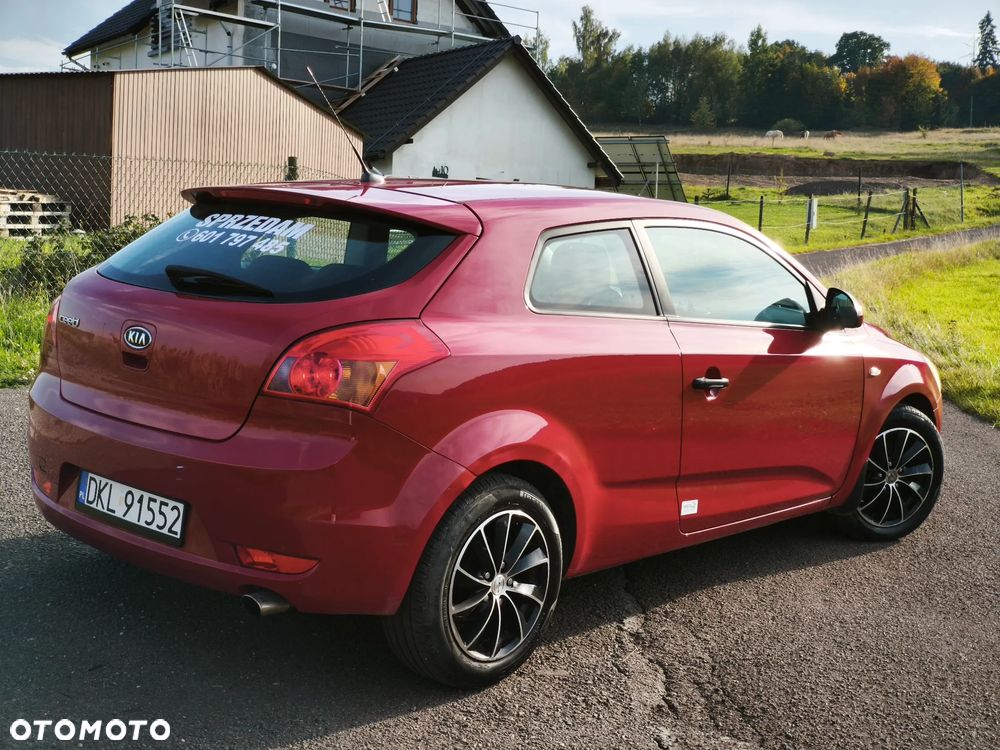 Kia ProCeed - 7