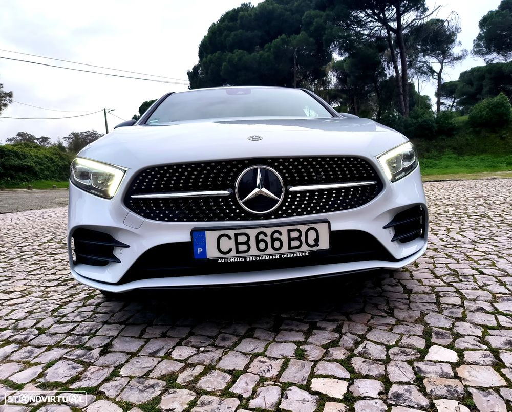 Mercedes-Benz A 250 e AMG Line - 12
