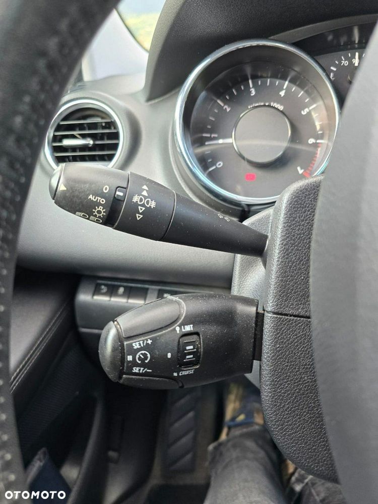 Peugeot 3008 - 19