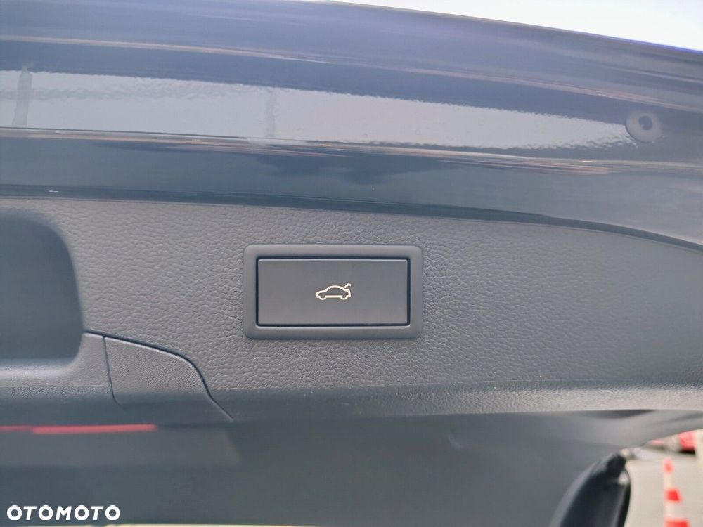 Volkswagen Passat - 10