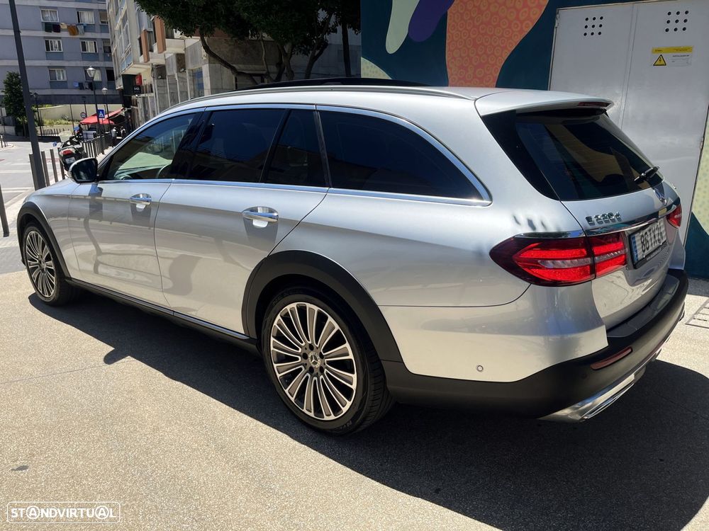 Mercedes-Benz E 220 d 4-Matic All Terrain Avantgarde + - 12