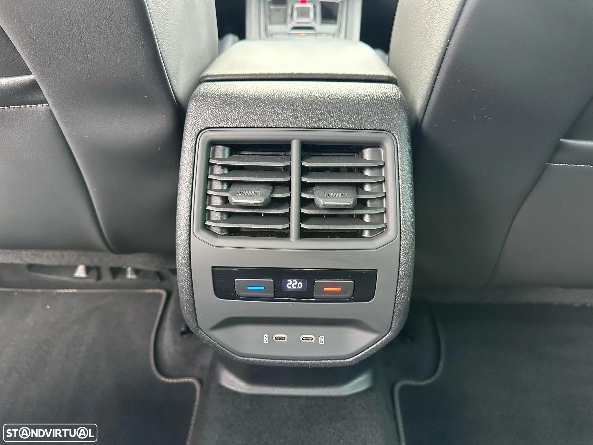 Cupra Leon 1.4 e-Hybrid DSG - 26