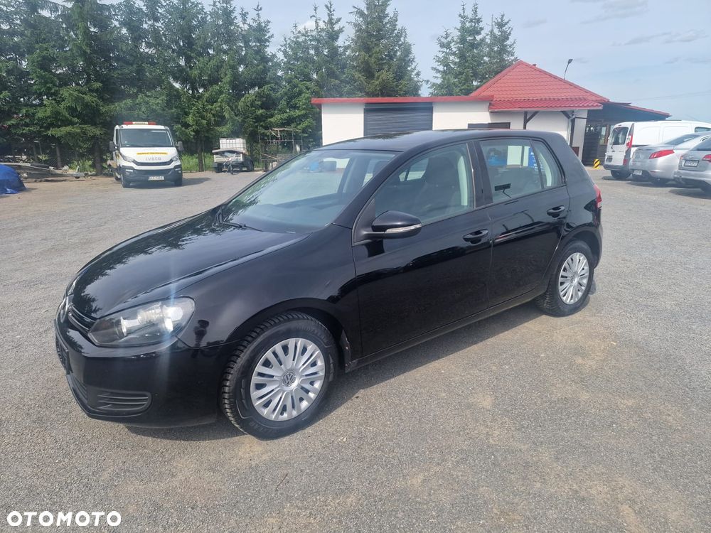Volkswagen Golf - 2