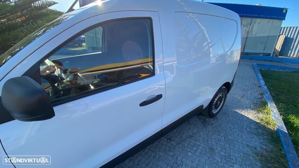 Renault Express 1.5 Blue dCi - 21