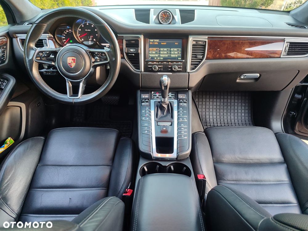 Porsche Macan Turbo PDK - 10