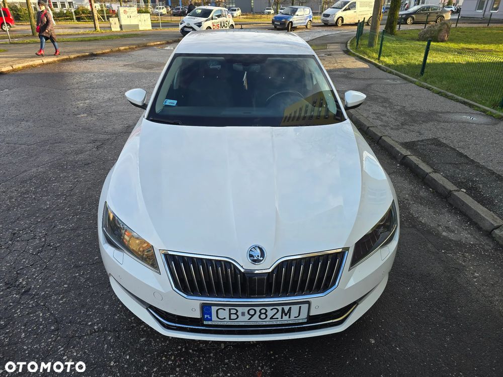 Skoda Superb 2.0 TDI Ambition DSG7 - 2