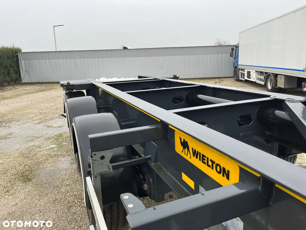 Wielton - 15
