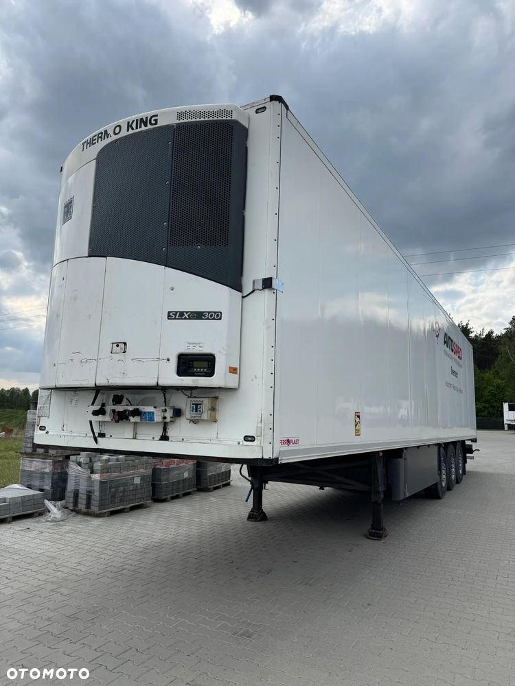 Schmitz Cargobull SKO24L - 3