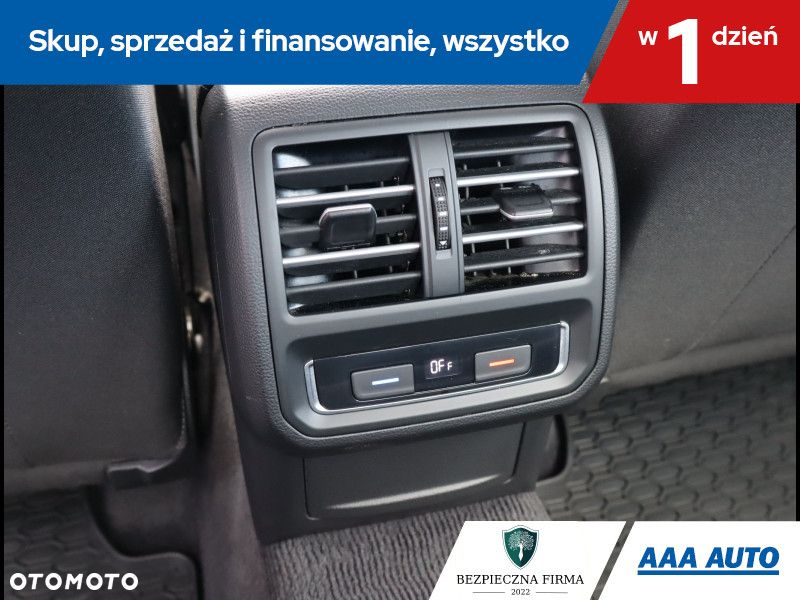 Volkswagen Passat - 17