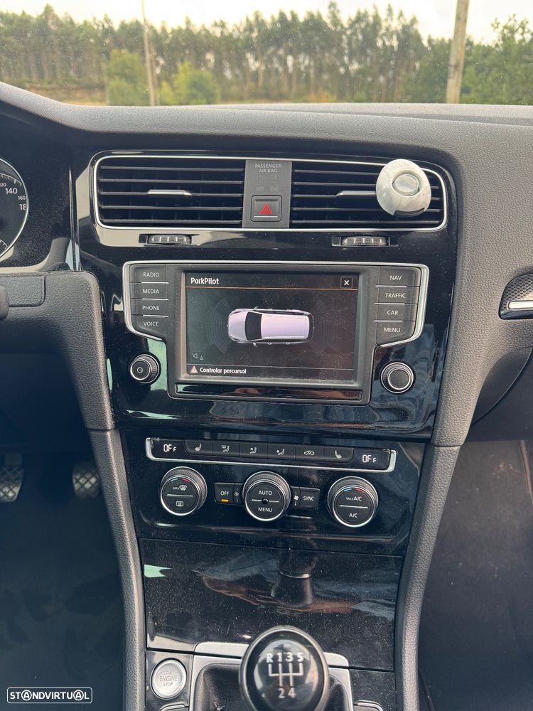 VW Golf Variant 1.6 TDi BlueMotion Lounge - 22