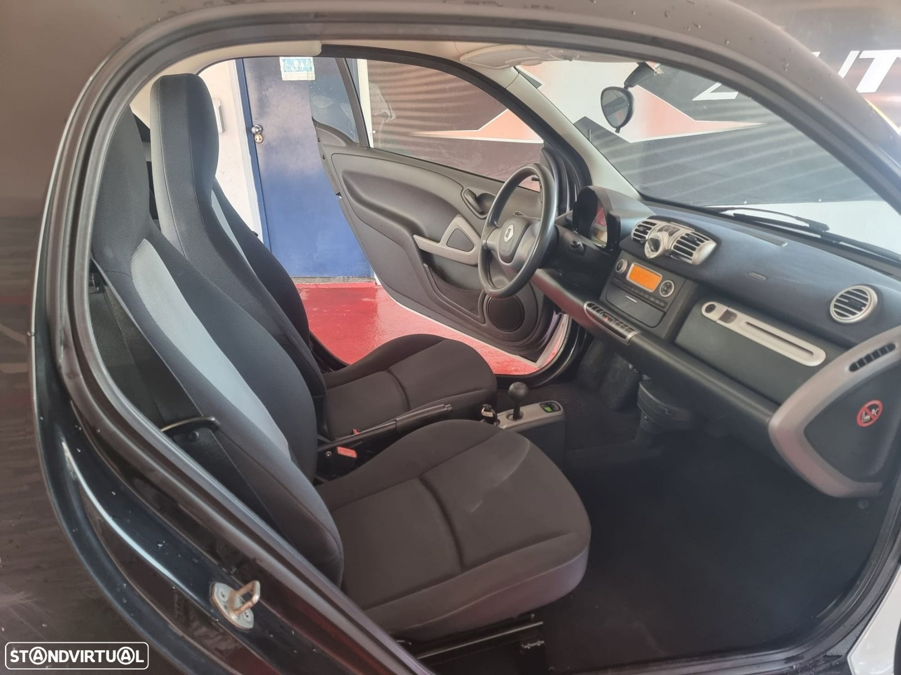 Smart ForTwo Coupé 1.0 mhd Pure 61 - 9
