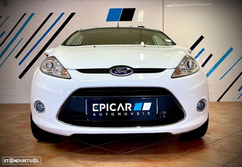 Ford Fiesta 1.4 Titanium Aut. - 40