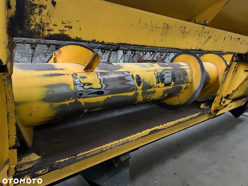 New Holland CX8060 - 13