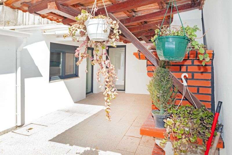 Moradia no Centro de Espinho - Grande imagem: 2/12