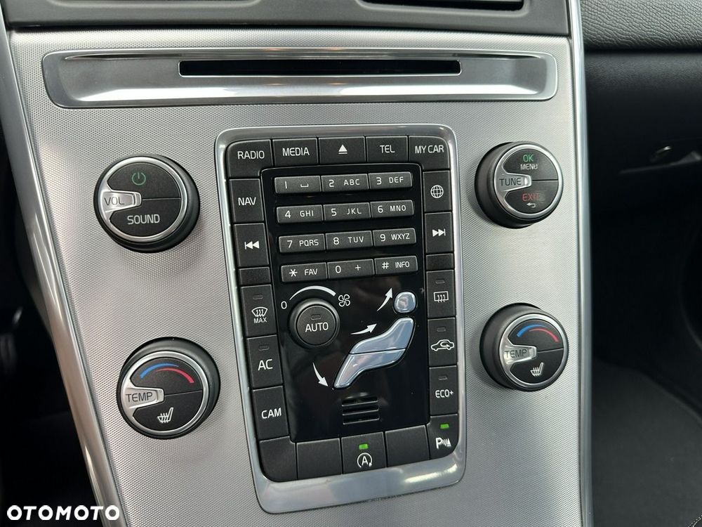 Volvo XC 60 D4 Geartronic Kinetic - 22