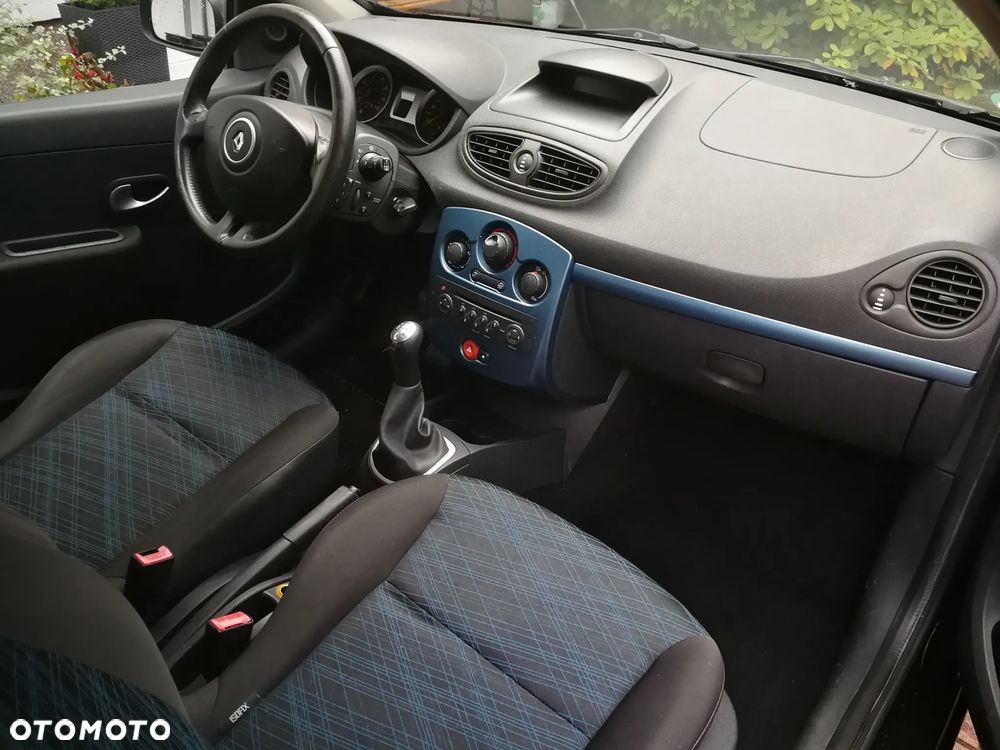 Renault Clio 1.2 16V 75 Expression - 14