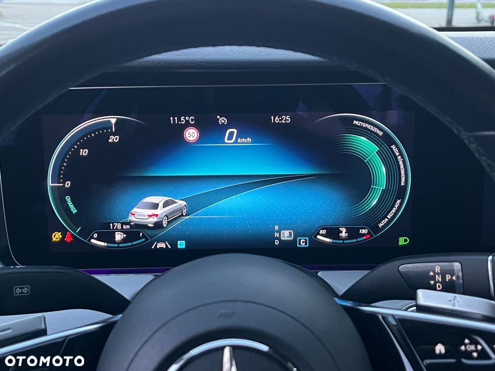 Mercedes-Benz Klasa E 220 d 4-Matic AMG - 18