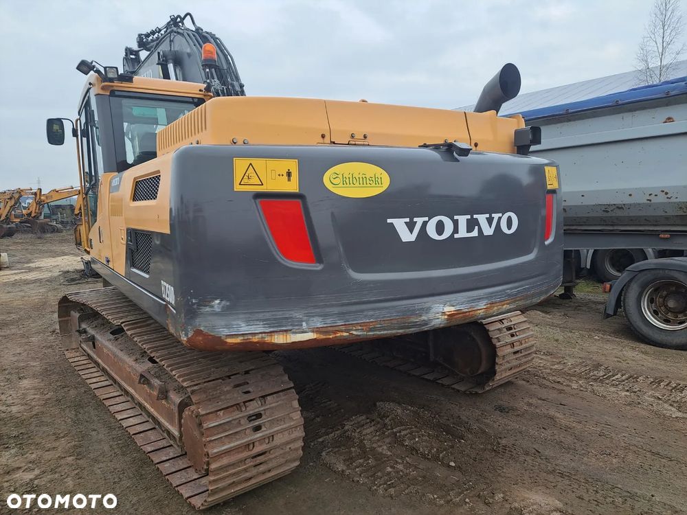 Volvo EC250DL - 5