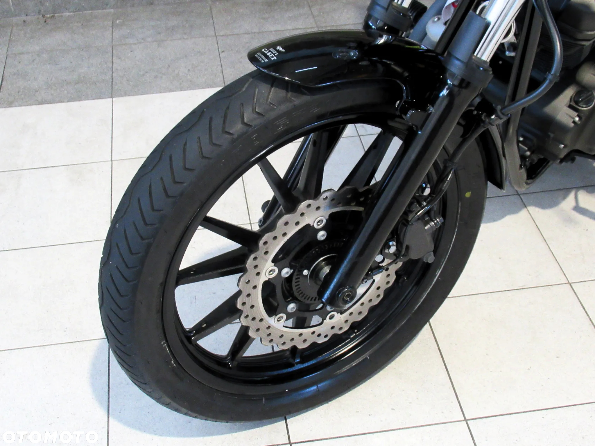 Yamaha XVS - 23