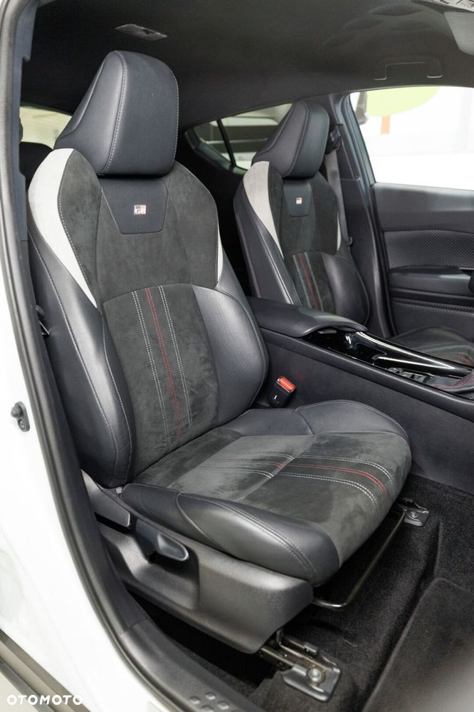 Toyota C-HR 2.0 Hybrid GR Sport - 18