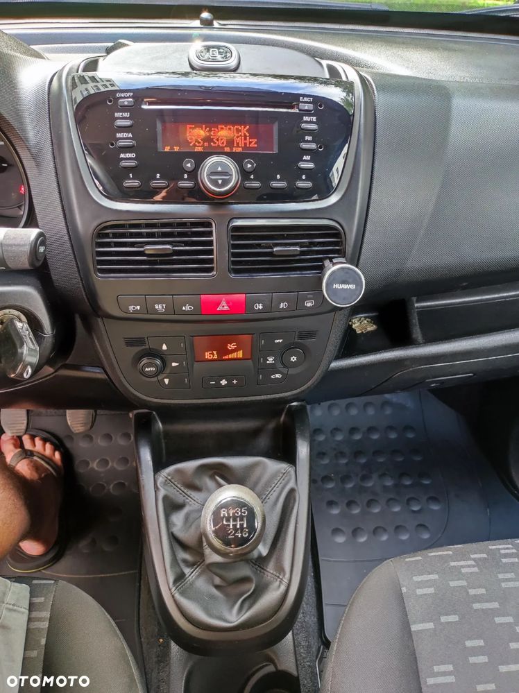 Opel Combo 1.6 CDTI Cosmo - 10