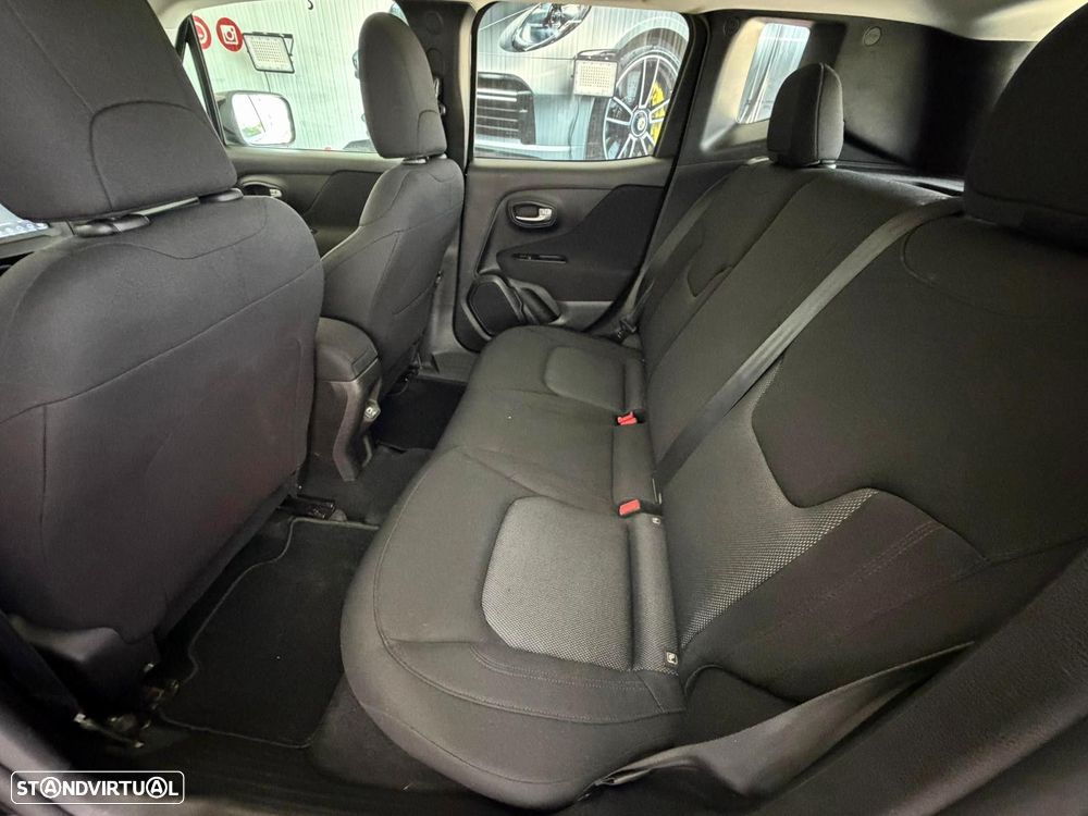 Jeep Renegade 1.0 T Limited - 16