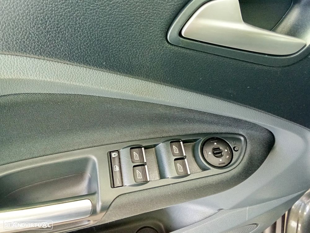 Ford C-Max 1.0 Ecoboost S&S Titanium - 14
