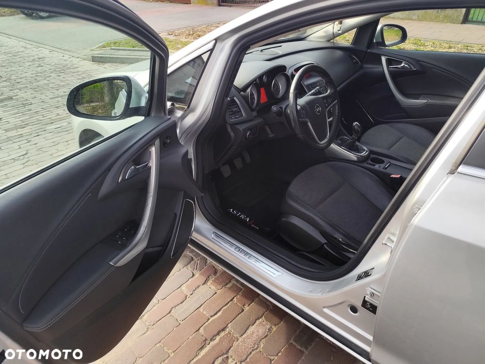 Opel Astra 1.4 T Cosmo S&S - 8