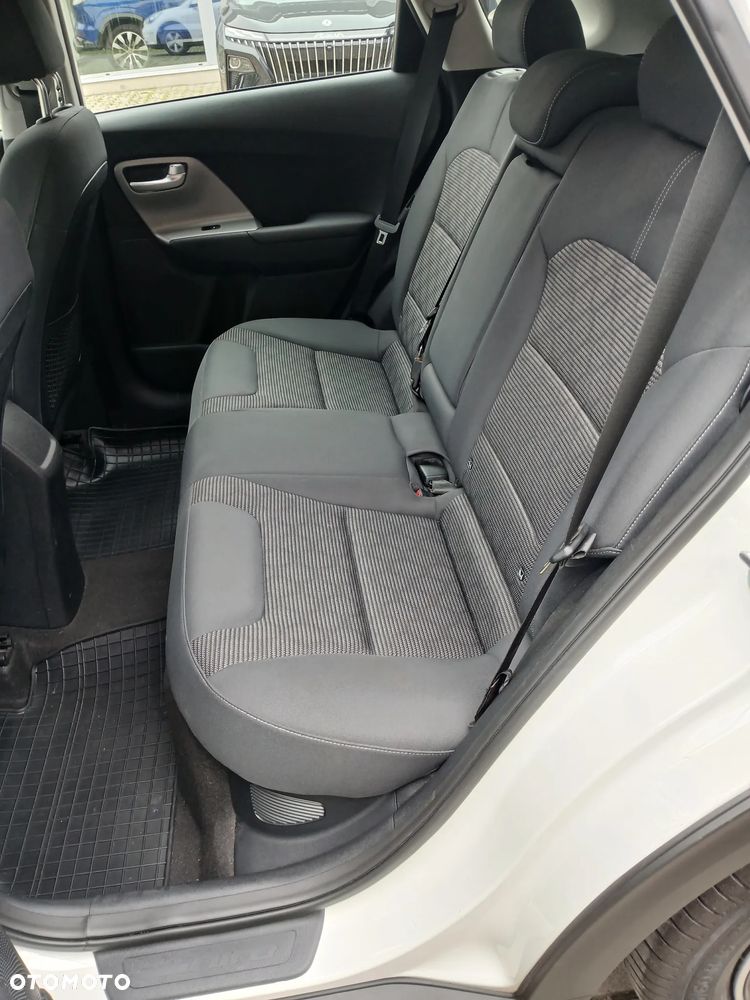 Kia Niro 1.6 GDI Hybrid M - 16