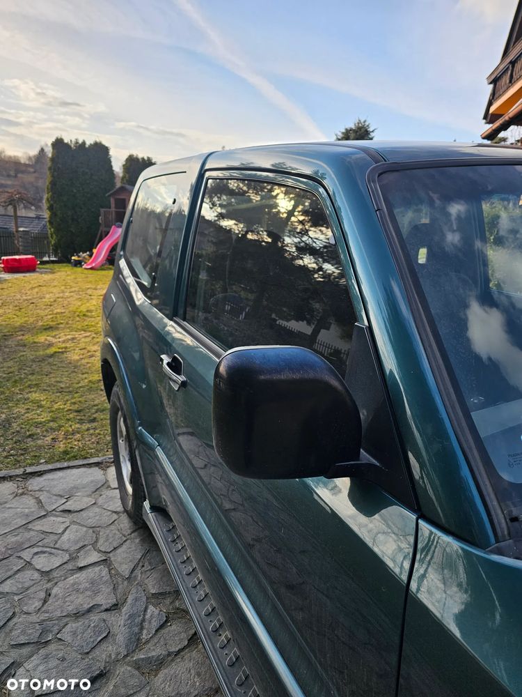 Mitsubishi Pajero - 6