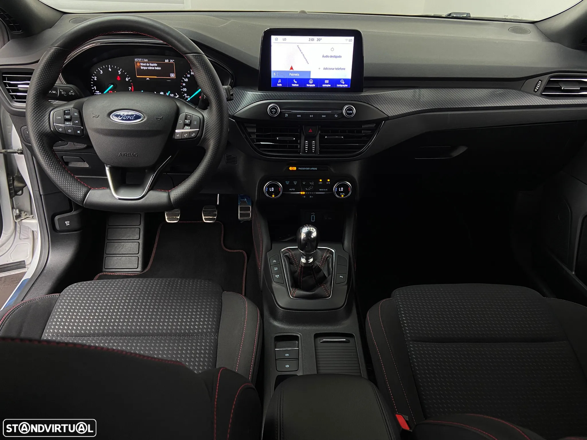 Ford Focus 1.0 EcoBoost MHEV ST-Line - 12