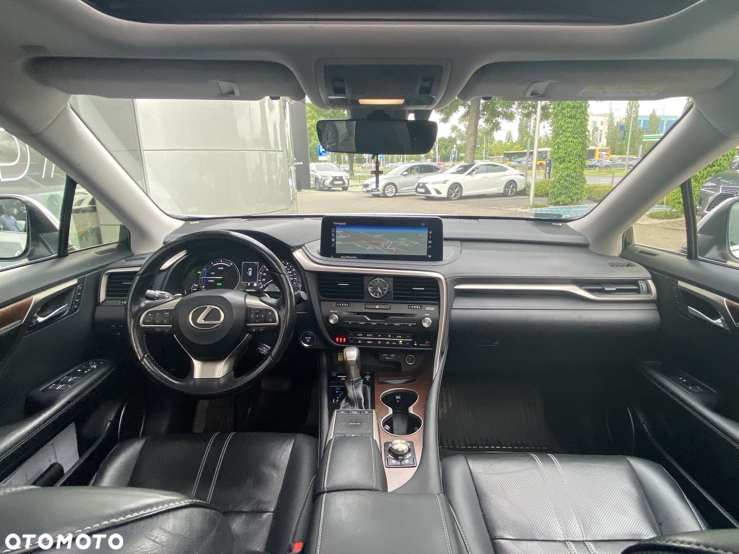 Lexus RX - 4