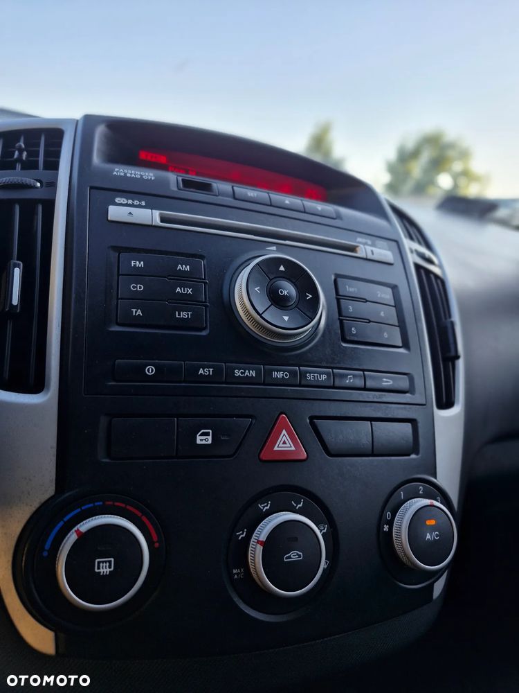 Kia Ceed 1.6 Comfort - 16