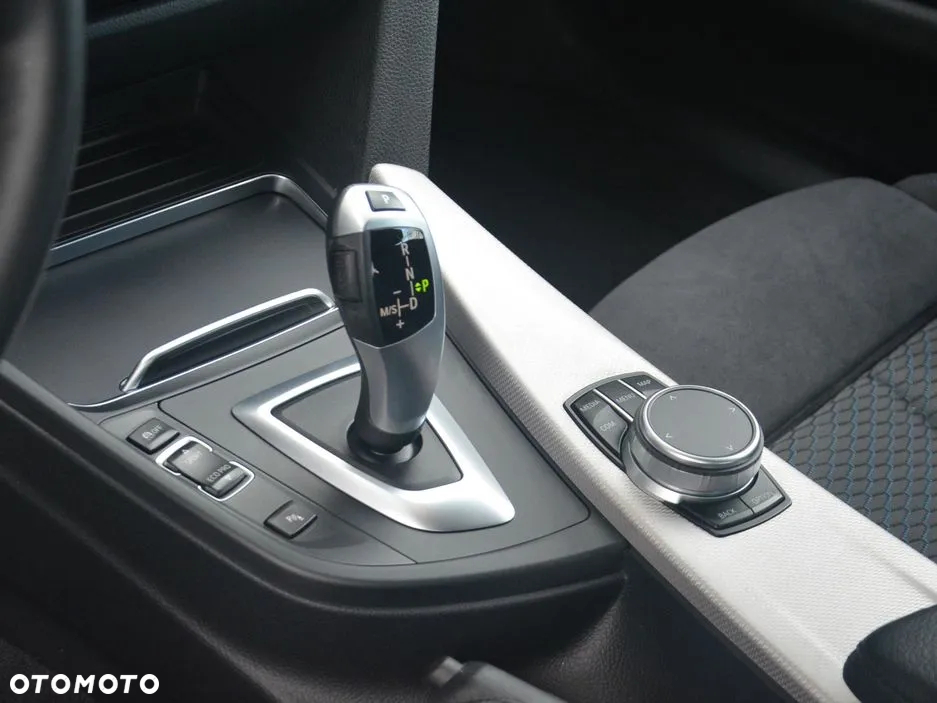 BMW Seria 4 420d xDrive M Sport - 9