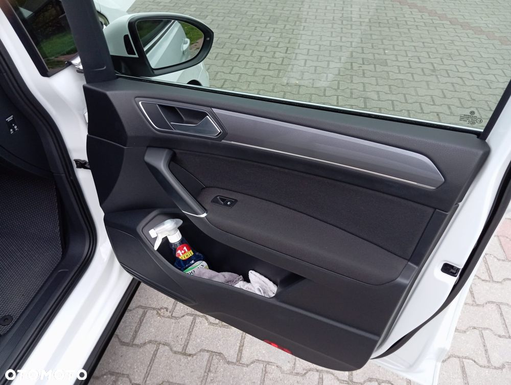 Volkswagen Touran 2.0 TDI BMT Highline DSG - 24