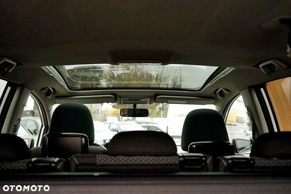 Toyota Verso - 28