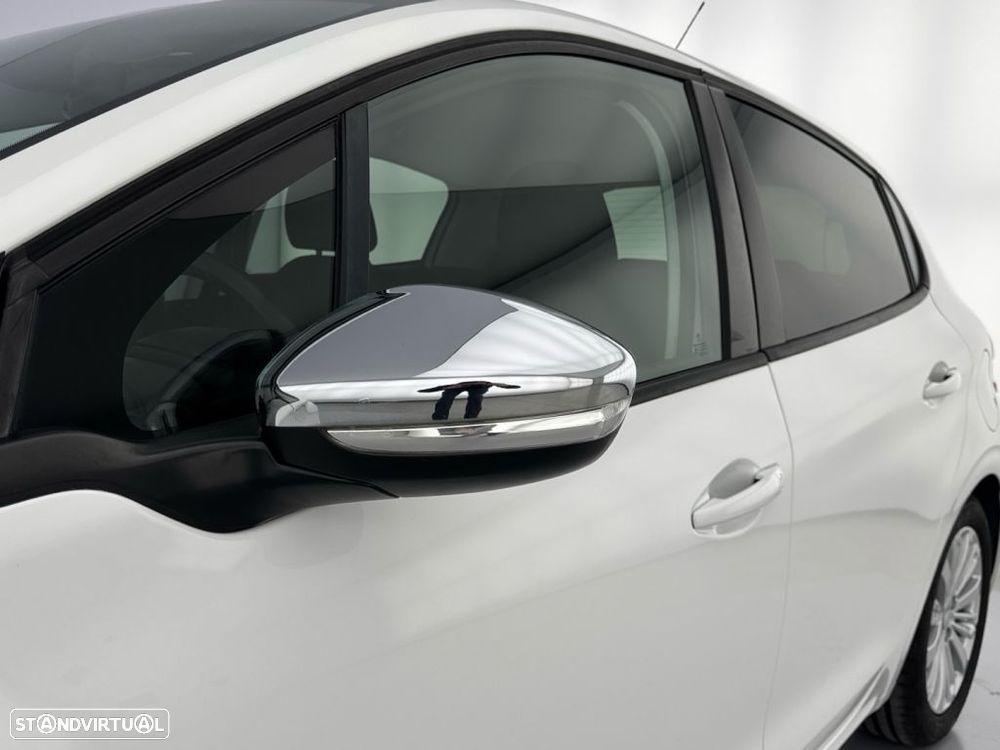 Peugeot 208 1.2 PureTech Allure - 27