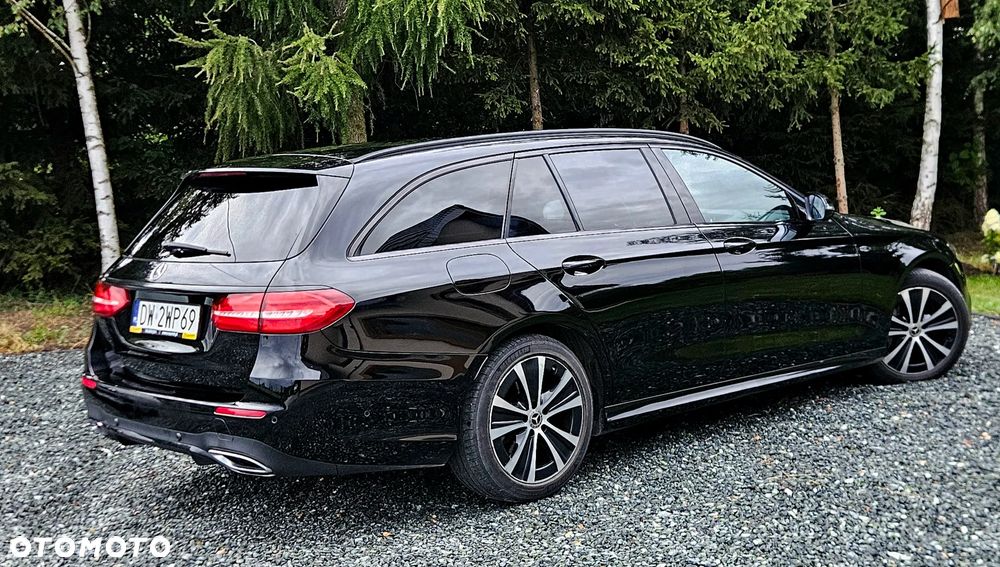 Mercedes-Benz Klasa E 300 d 9G-TRONIC - 5