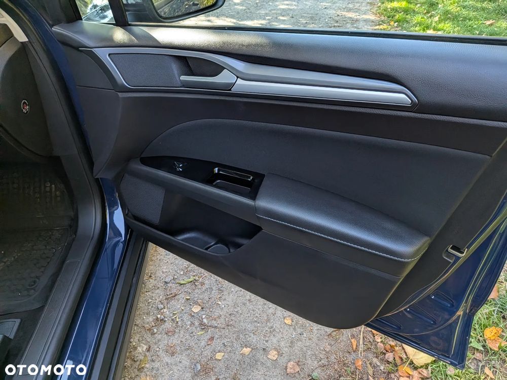 Ford Mondeo - 19